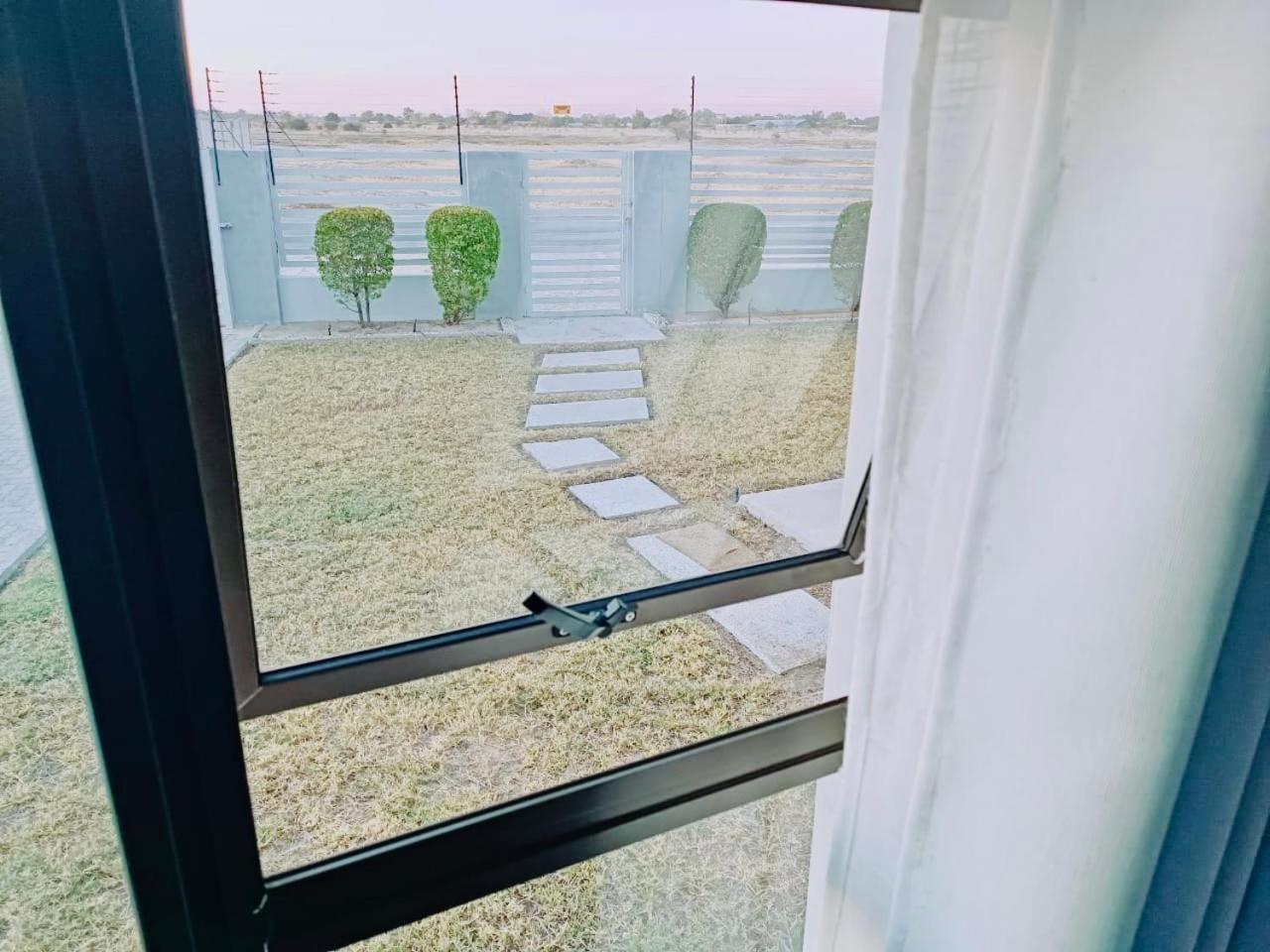Northern Oasis Hotell Oshakati Eksteriør bilde